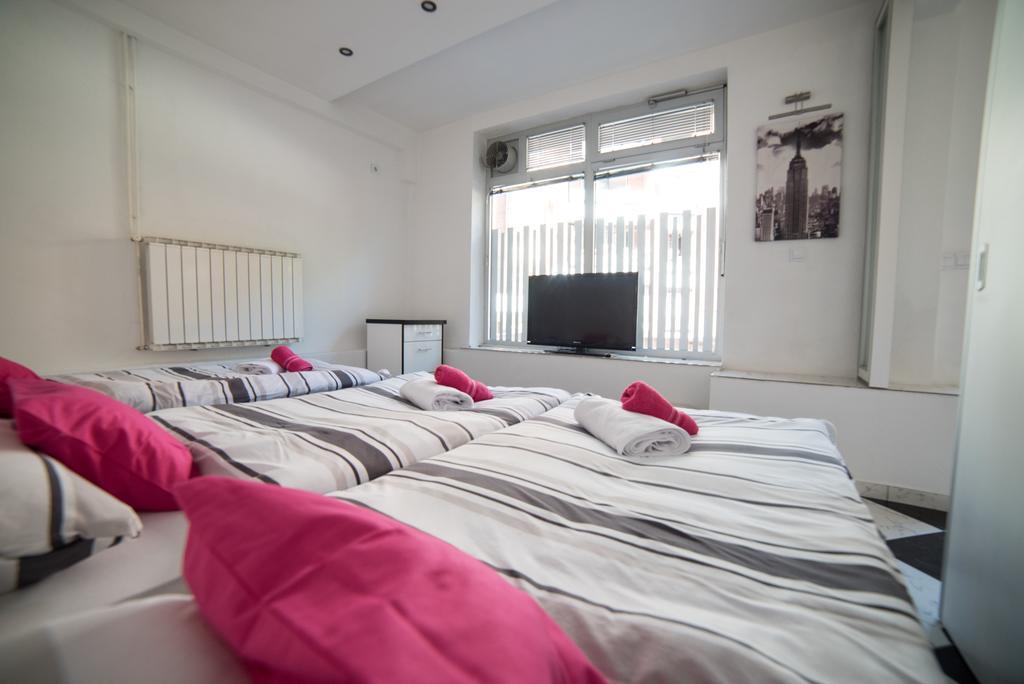 Apartman Hitno Tuzla Exterior photo