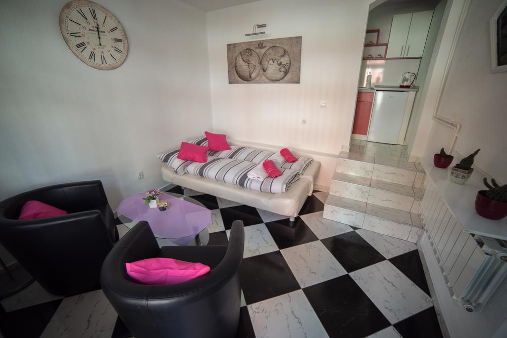 Apartman Hitno Tuzla Exterior photo