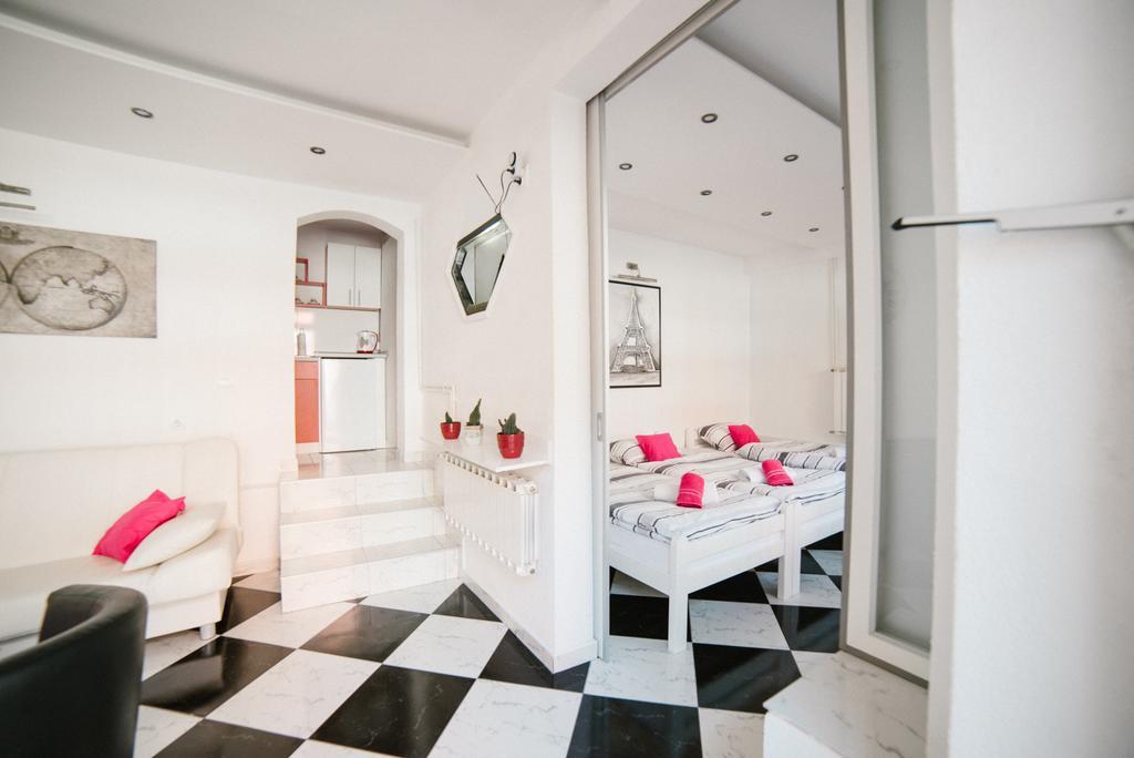 Apartman Hitno Tuzla Exterior photo