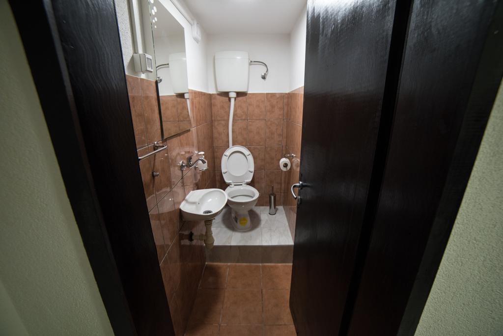 Apartman Hitno Tuzla Exterior photo
