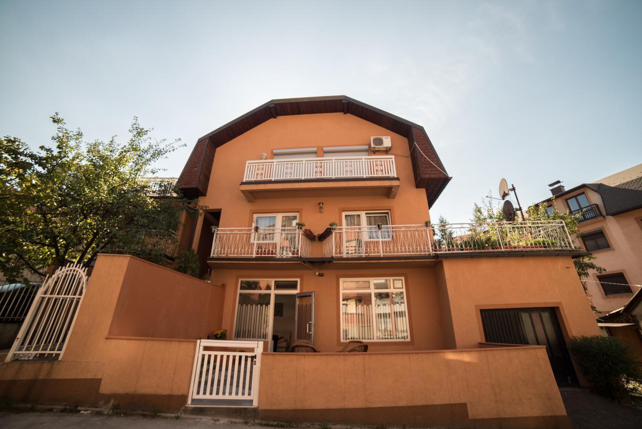 Apartman Hitno Tuzla Exterior photo